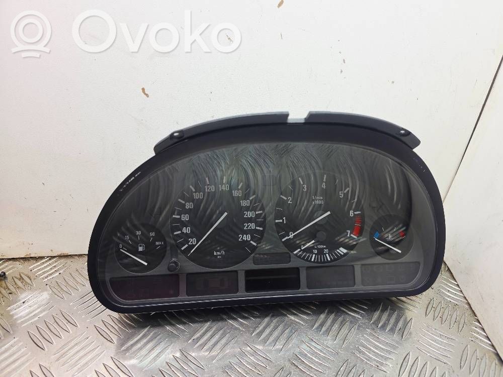 BMW 5 E39 Speedometer (instrument cluster) 