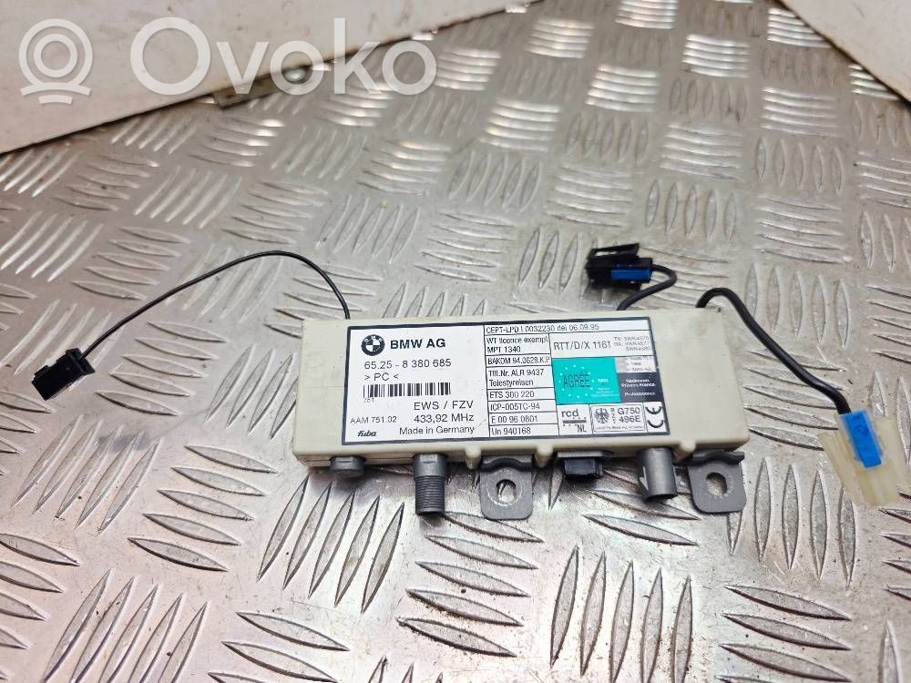 BMW 5 E39 Antenos stiprintuvas 