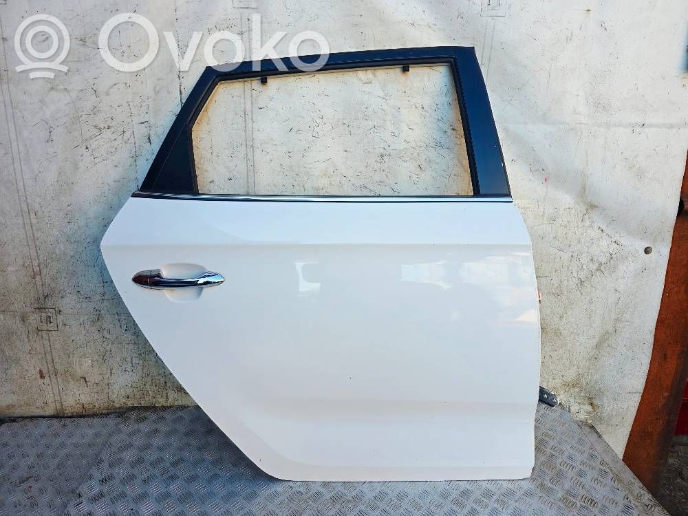 Puerta trasera   83480A4000