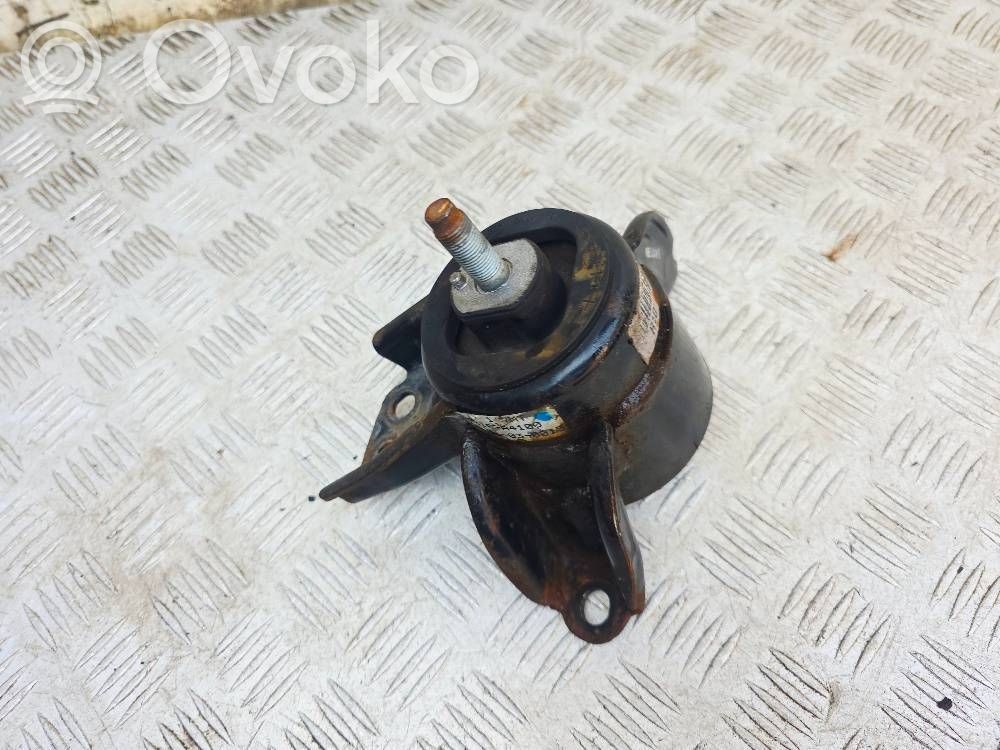 KIA Carens III Engine mount bracket 