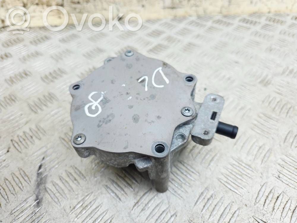 Audi A5 Sportback 8TA Vacuum pump 