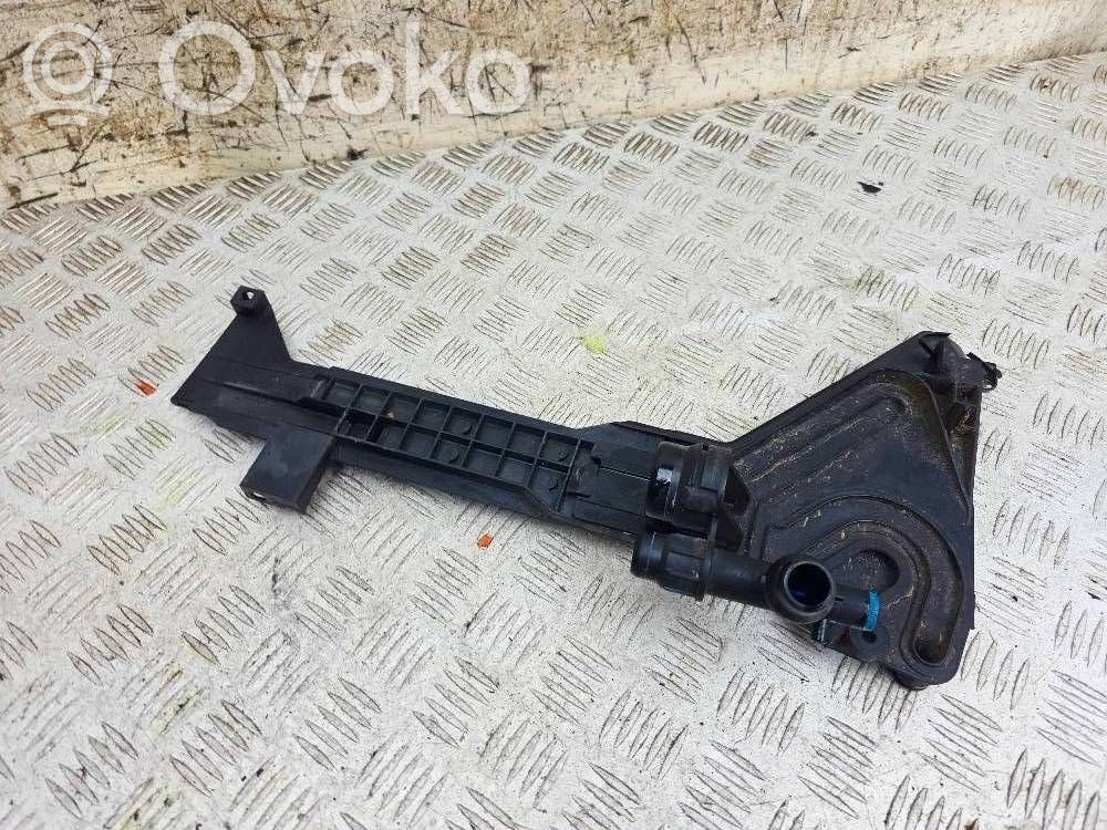BMW 3 E46 Autres pièces compartiment moteur 