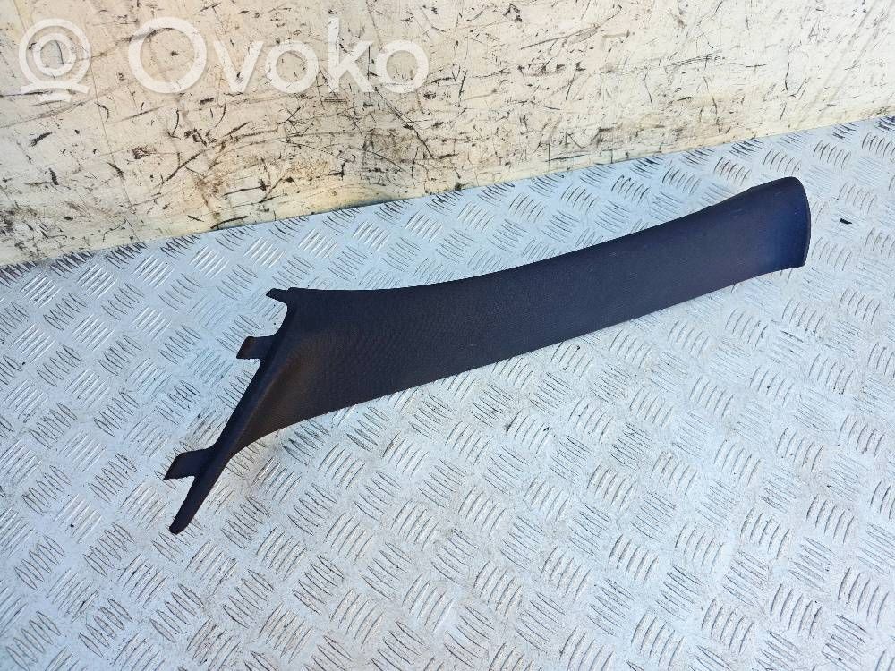 BMW 2 F22 F23 Pilar (A) 
