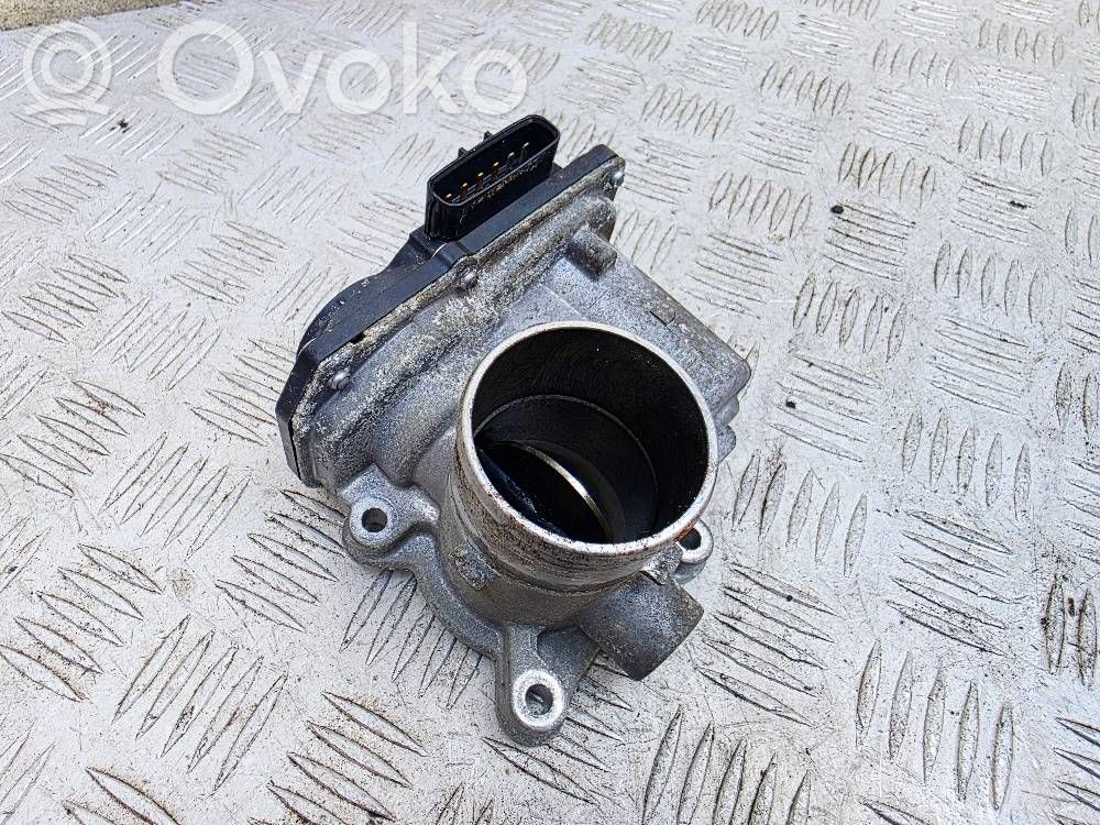 Toyota Auris E180 Droseļvārsts 