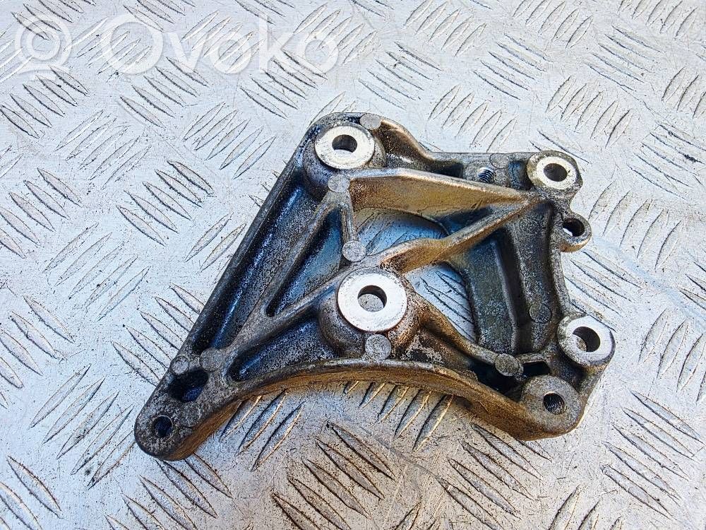 Mini One - Cooper Coupe R56 A/C compressor mount bracket 