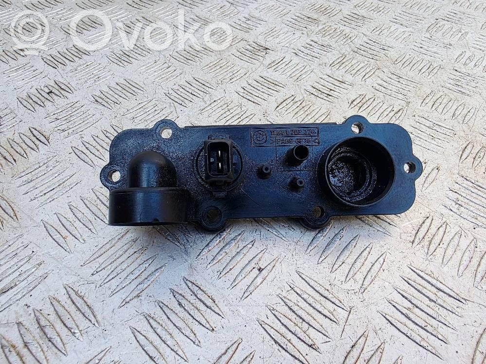 BMW 7 E38 Kita variklio detalė 