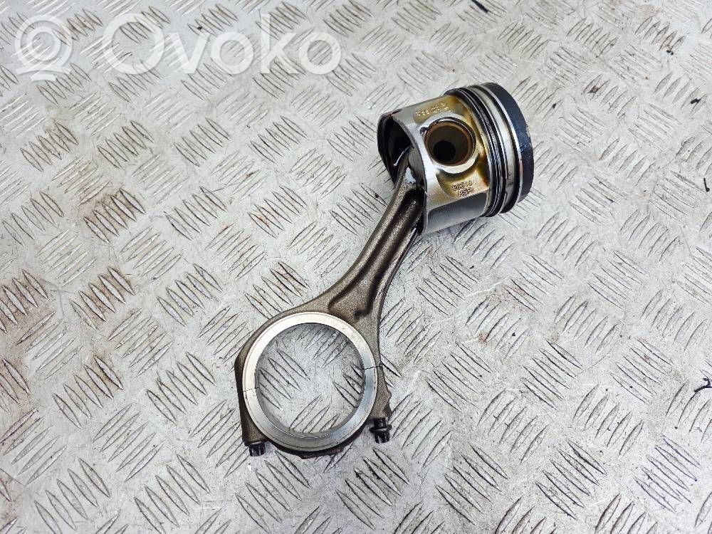 Audi A8 S8 D3 4E Piston with connecting rod 