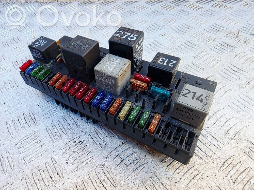 Audi Cabriolet B3 8G Fuse module 