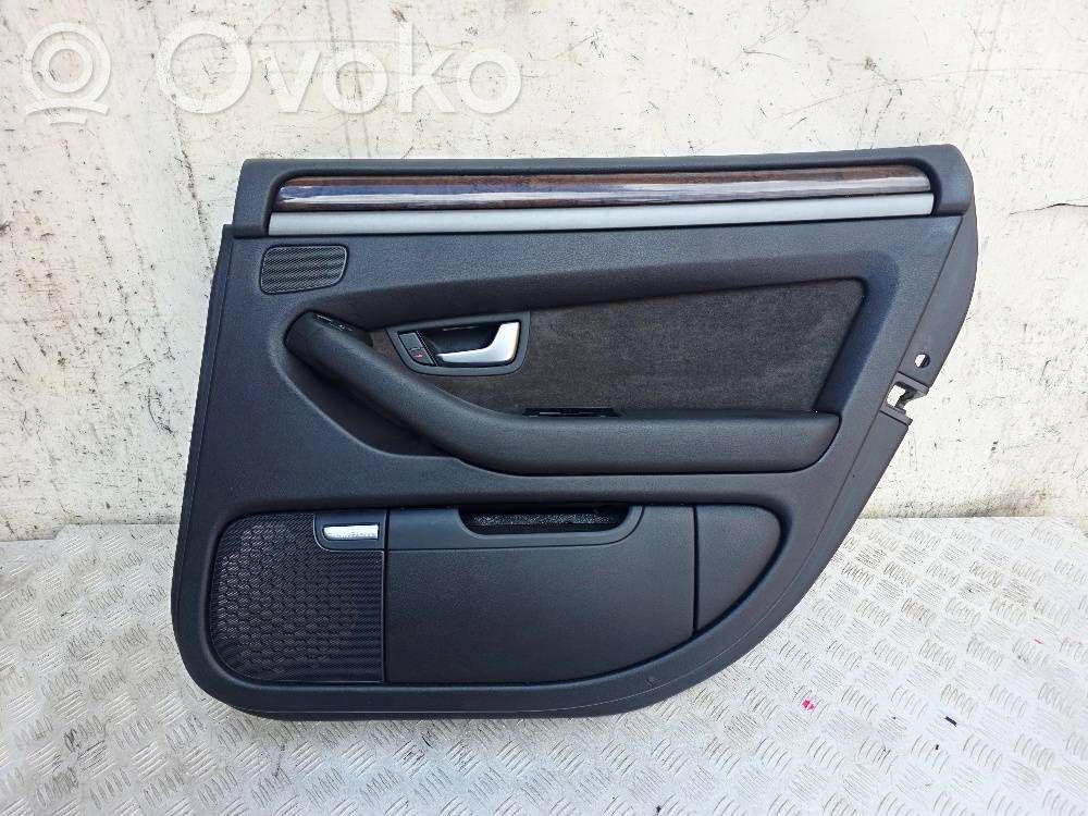 Audi A8 S8 D3 4E Takaoven verhoilu 