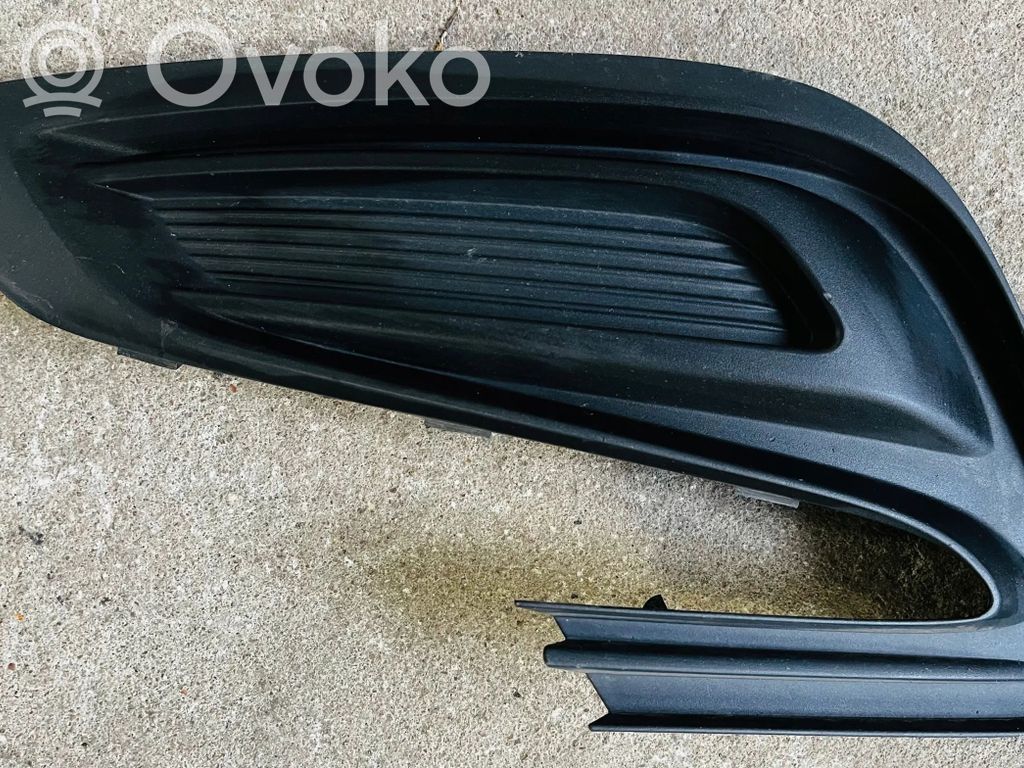 Opel Mokka Etupuskurin alempi jäähdytinsäleikkö 
