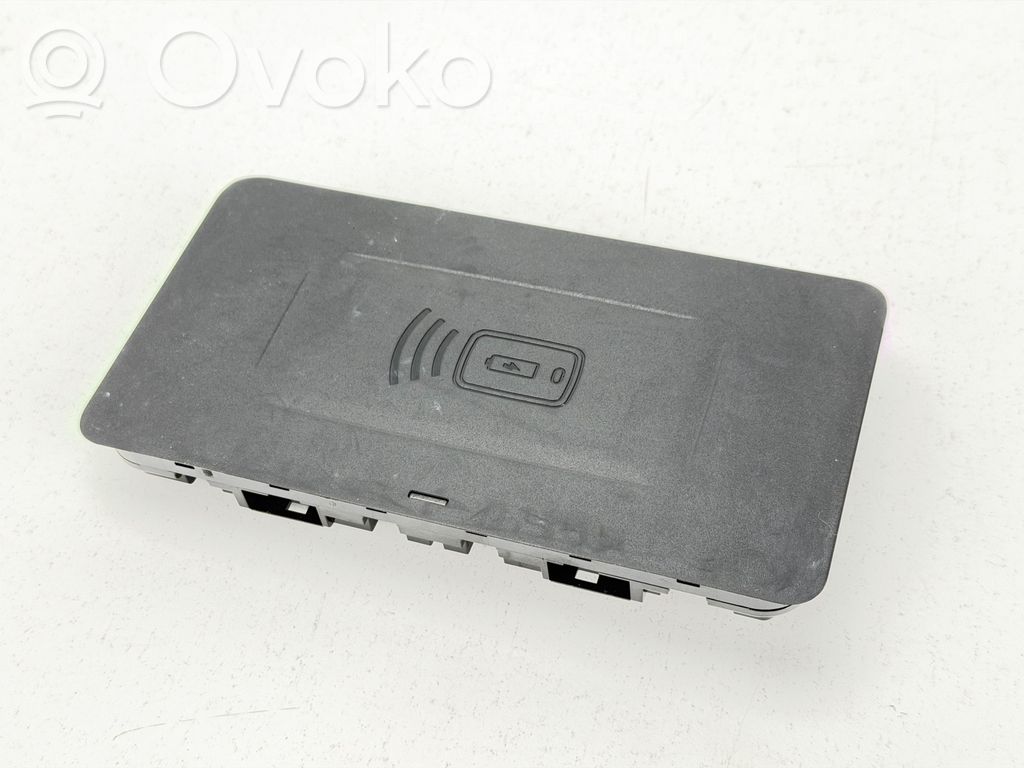 BMW 3 G20 G21 Wireless charging module 