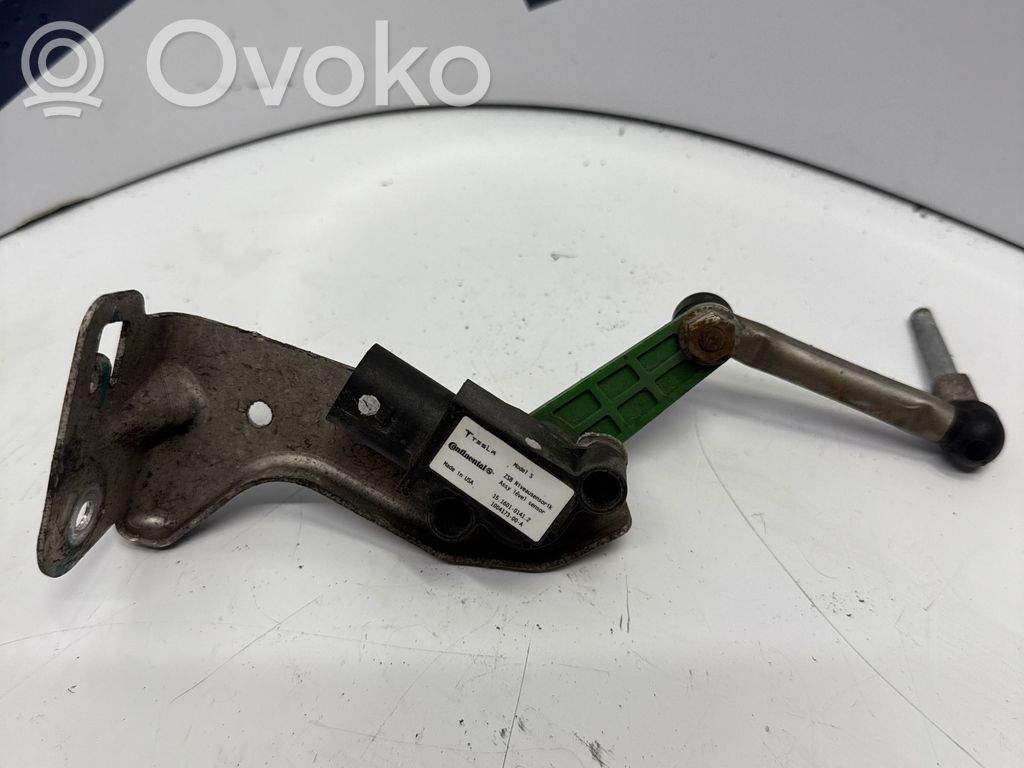 Tesla Model S Headlight/headlamp level sensor 