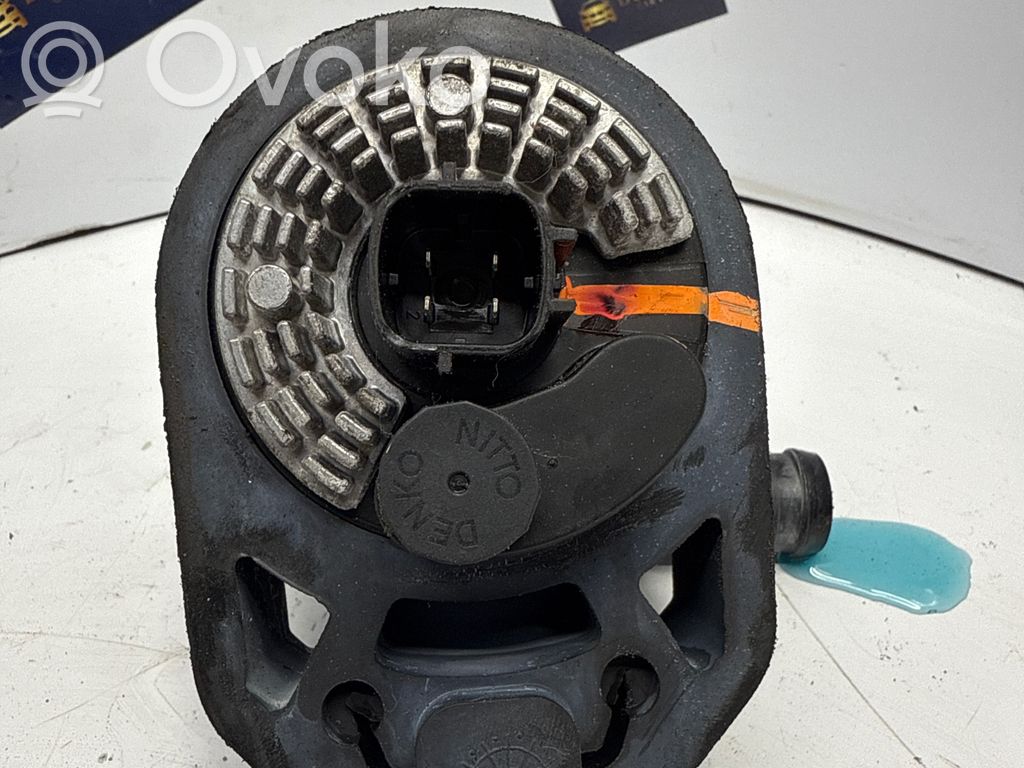 Vandens pompa   6887367,6887367