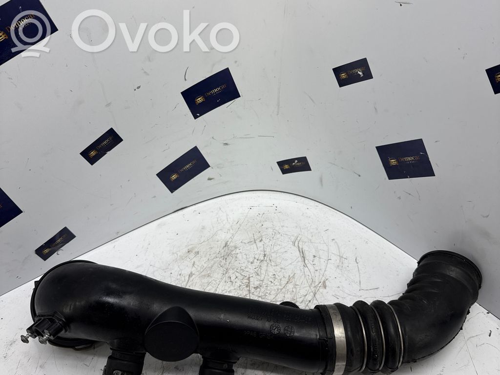 BMW 3 E90 E91 Air intake hose/pipe 