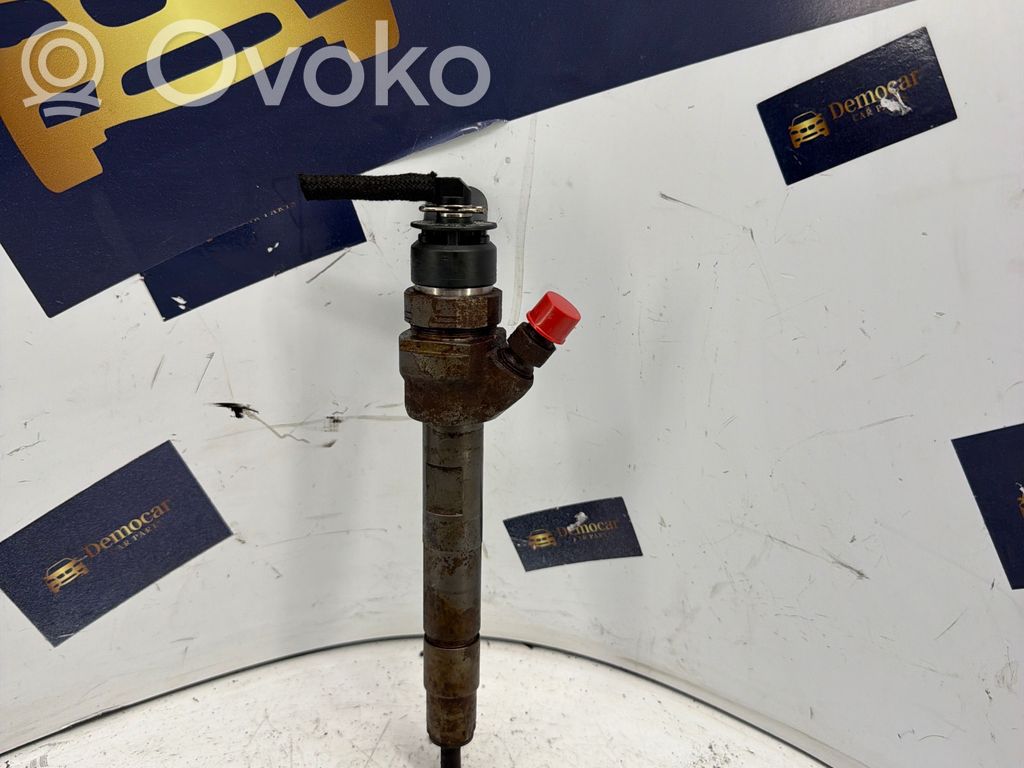 Inyector de combustible   7798446,2798
