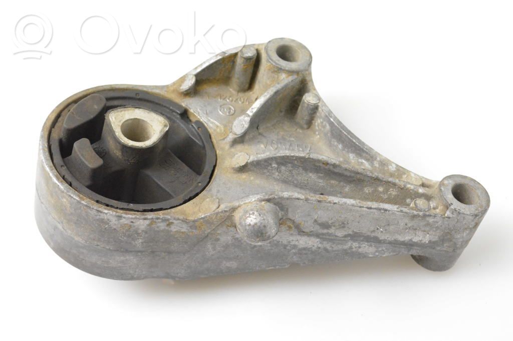 Opel Astra H Engine mounting bracket 