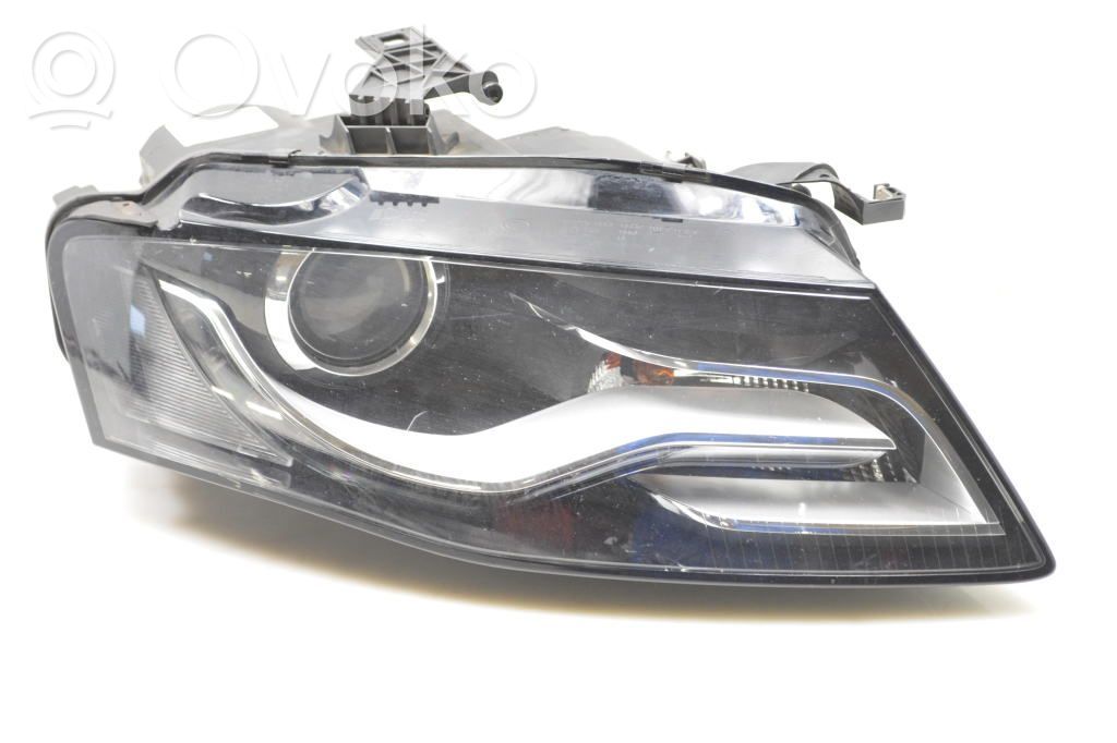 Audi A4 S4 B8 8K Lampa przednia 