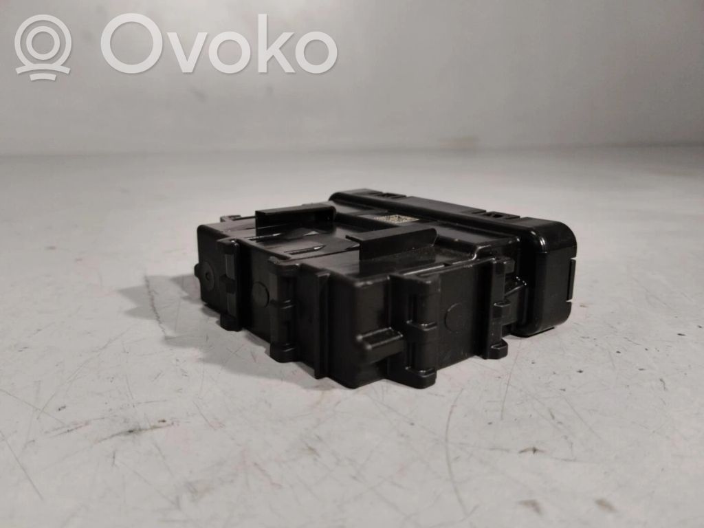 Engine control unit/module   284Y66LA7B