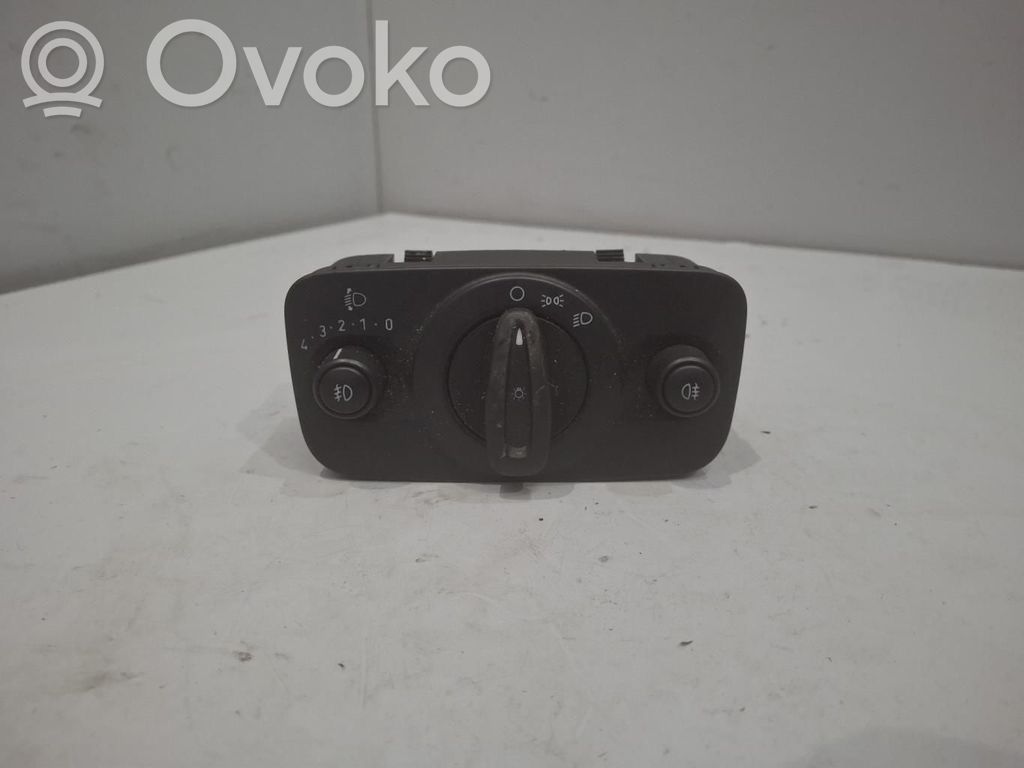 Light switch   8A6T13A024BB