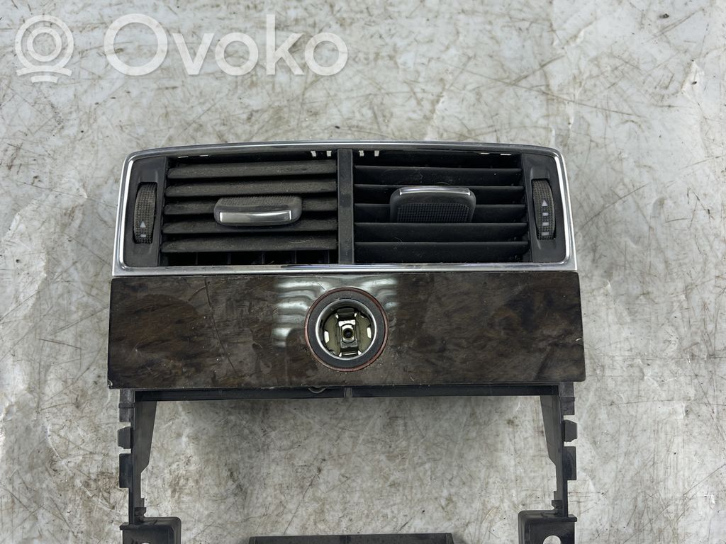 Audi A8 S8 D3 4E Rejilla de ventilación trasera 