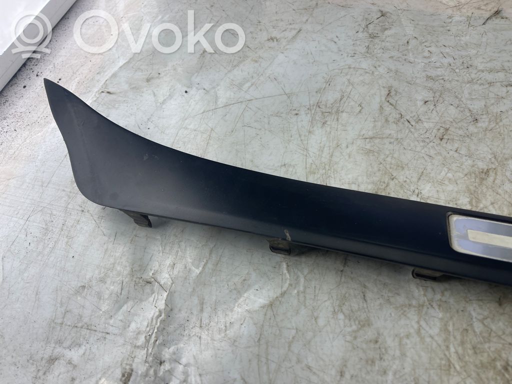 Audi A8 S8 D3 4E Moldura protectora del borde trasero 