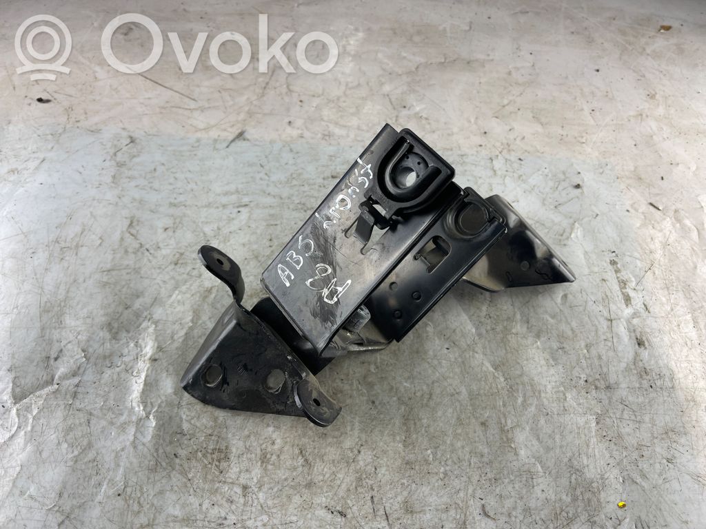 Audi A8 S8 D3 4E ABS-pumpun kiinnike 