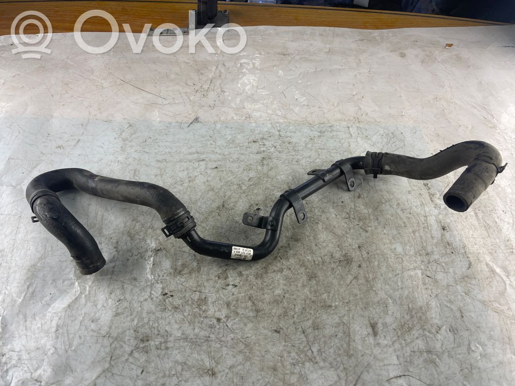 Audi A8 S8 D3 4E Engine coolant pipe/hose 