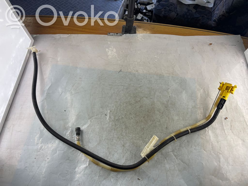 Audi A8 S8 D3 4E Polttoaineputki 