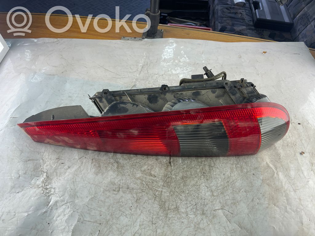 Ford Fiesta Lampa tylna 