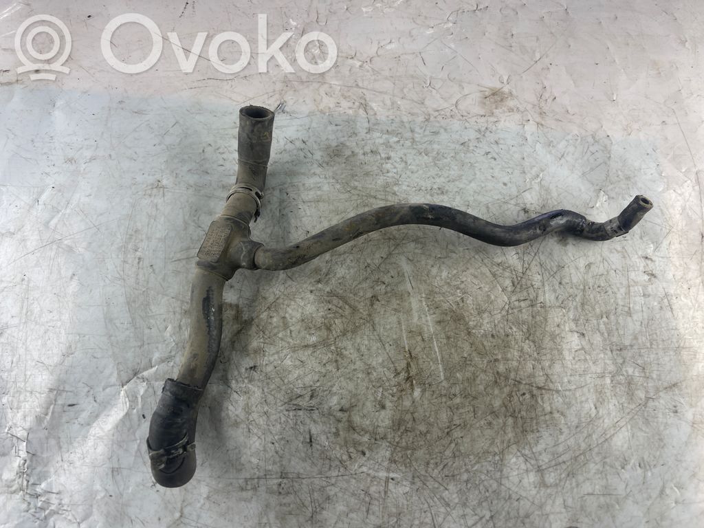 Opel Vectra C Engine coolant pipe/hose 