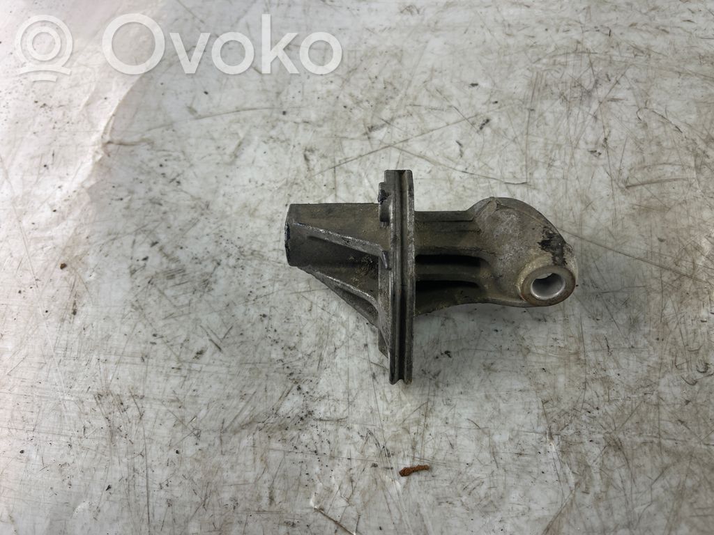 Audi A4 S4 B6 8E 8H Suport generator/alternator 