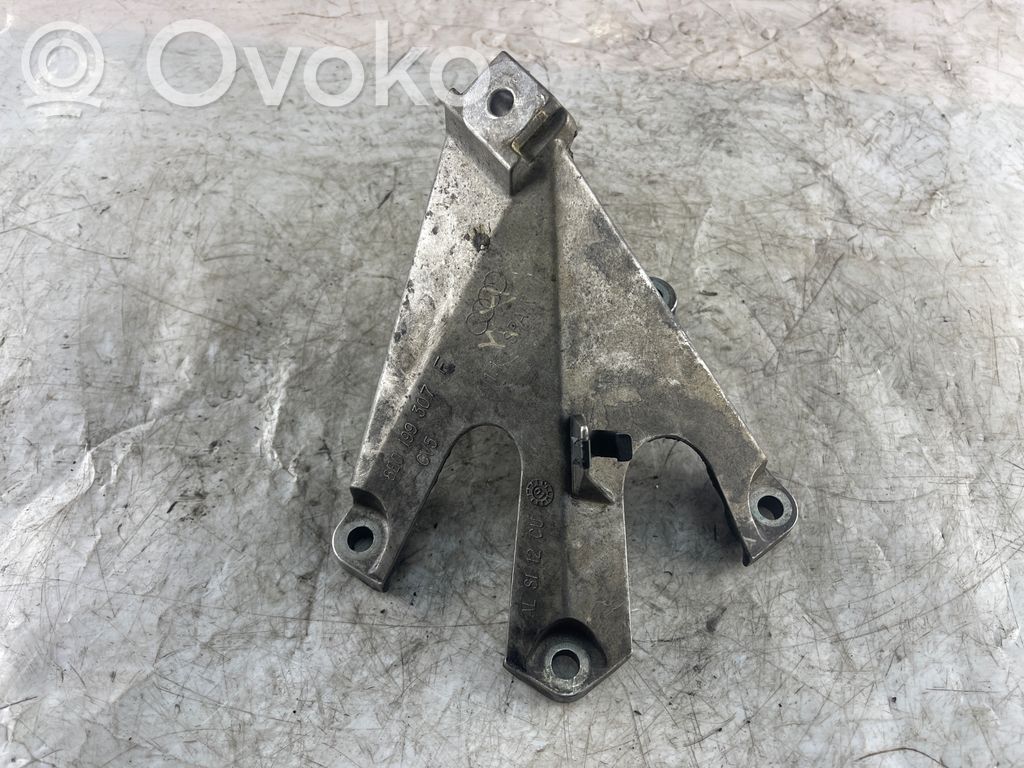 Audi A4 S4 B6 8E 8H Engine mounting bracket 