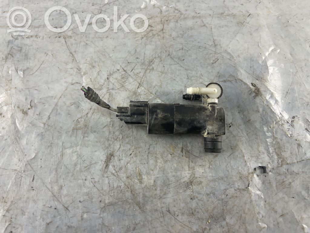 Ford Focus Windscreen/windshield washer pump 