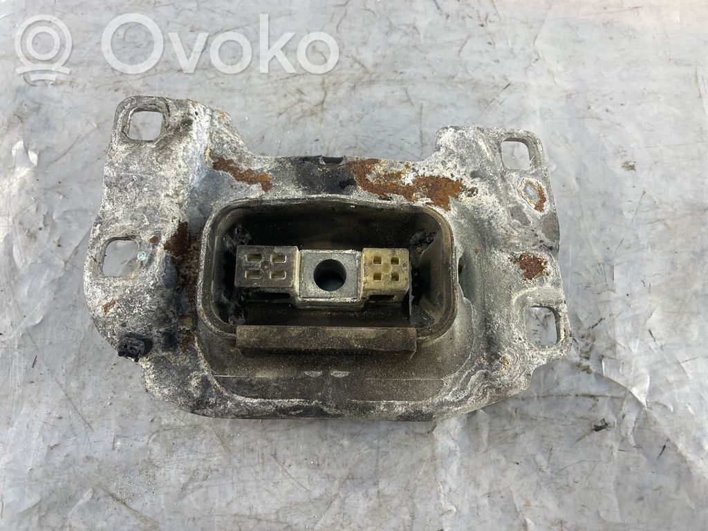 Ford Focus Gearbox mount 
