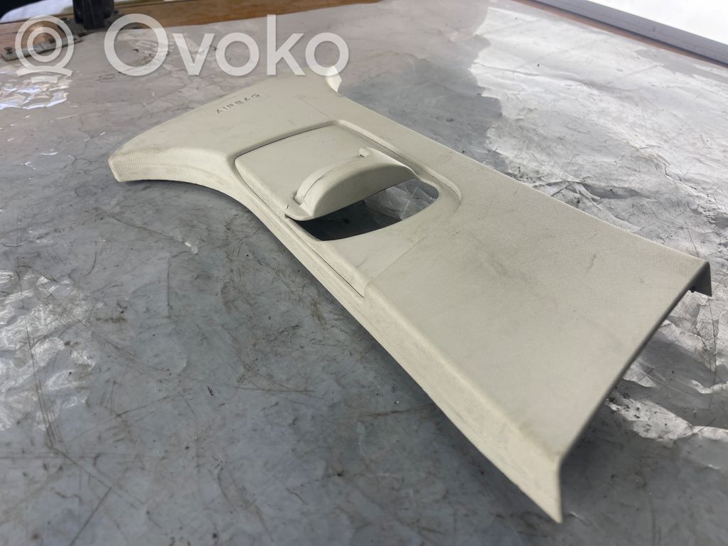Ford Focus (C) pillar trim 