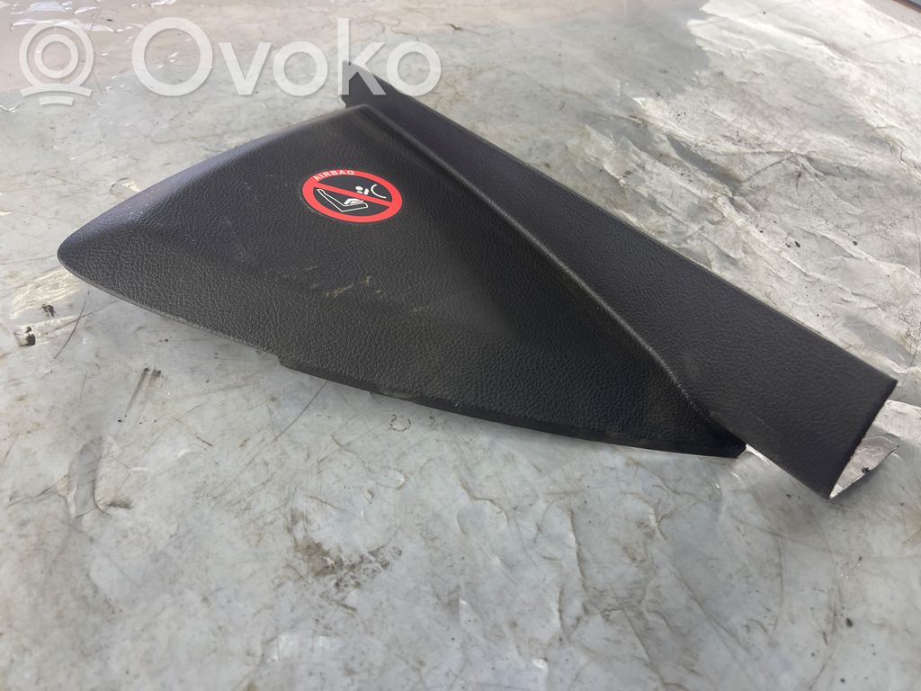 Ford Focus Moldura del extremo lateral de panel 