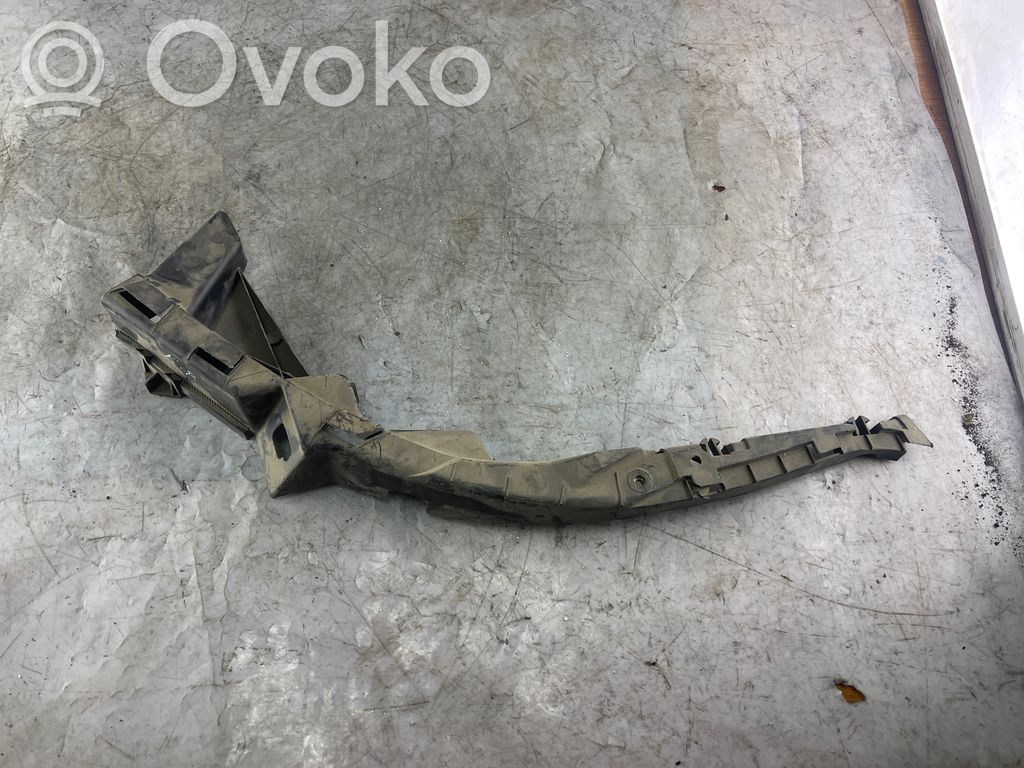 Volkswagen PASSAT B5 Front bumper mounting bracket 
