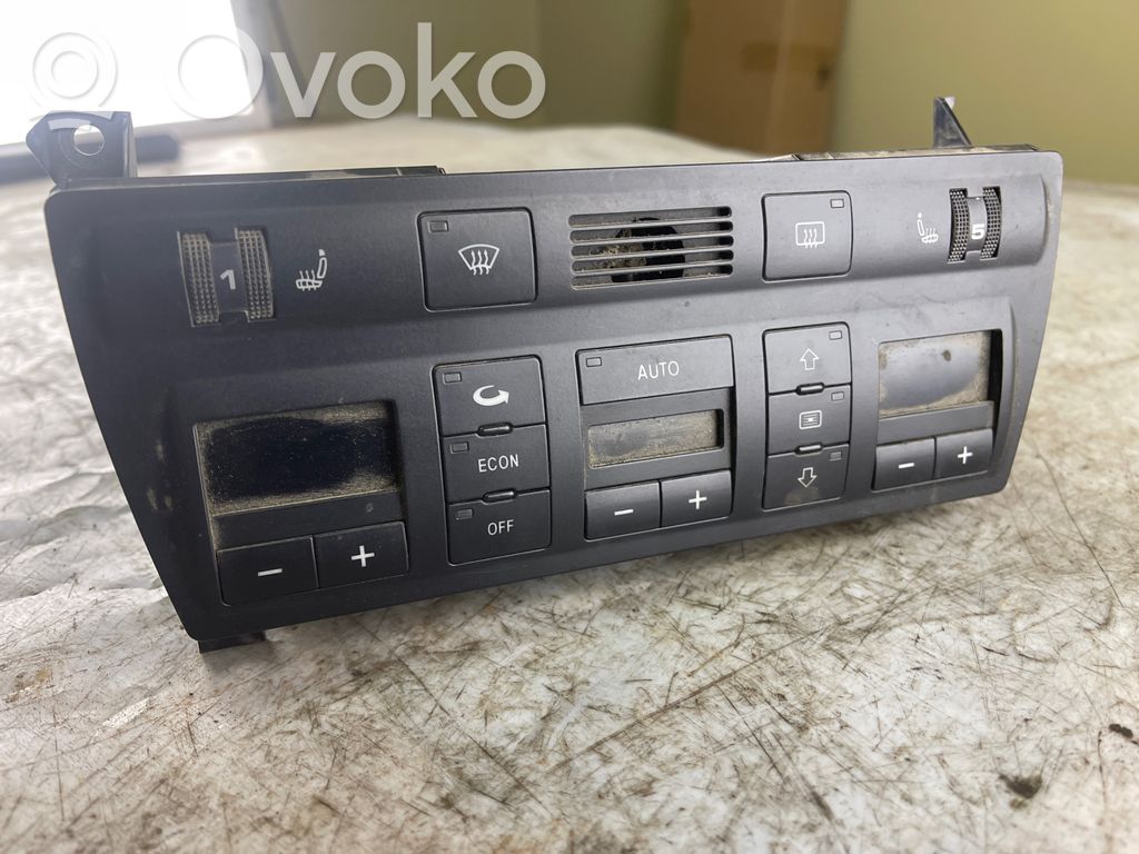 Volkswagen PASSAT B5.5 Panel klimatyzacji 