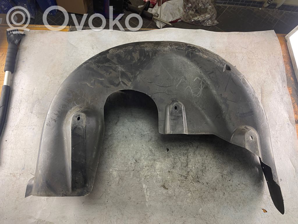 Volvo V70 Rivestimento paraspruzzi parafango posteriore 
