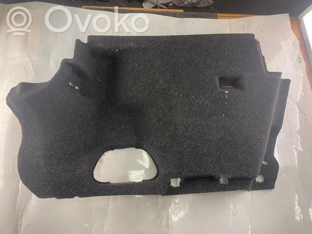 Volvo V40 Boczek / Tapicerka / bagażnika 