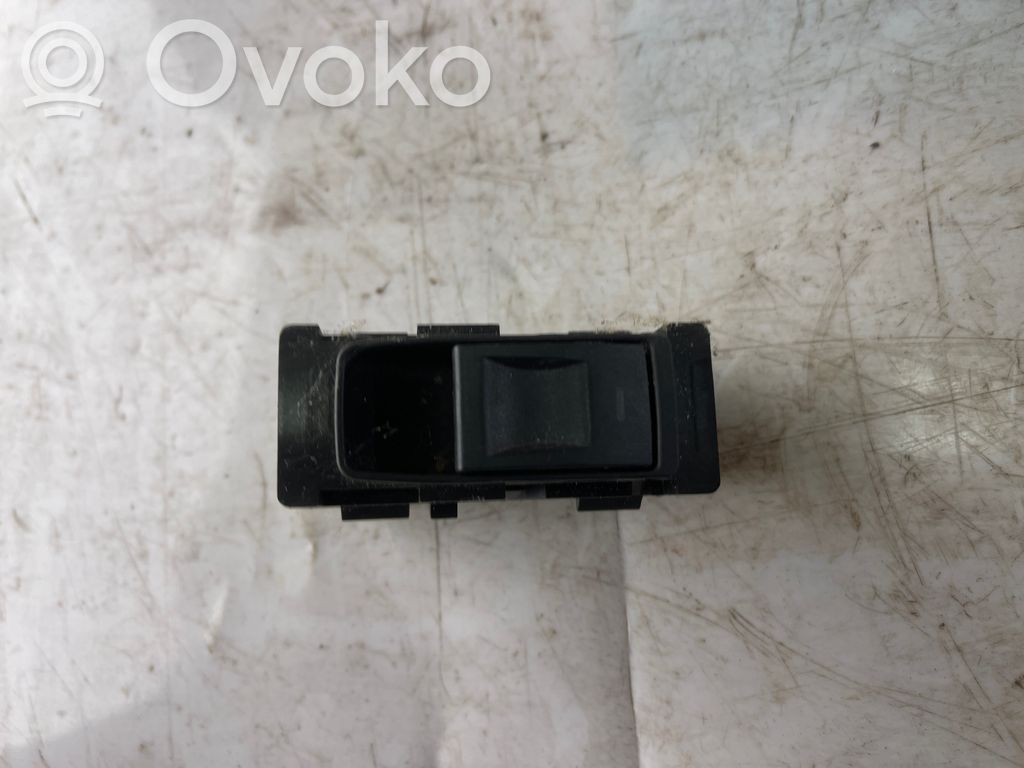 Jeep Grand Cherokee (WK) Electric window control switch 