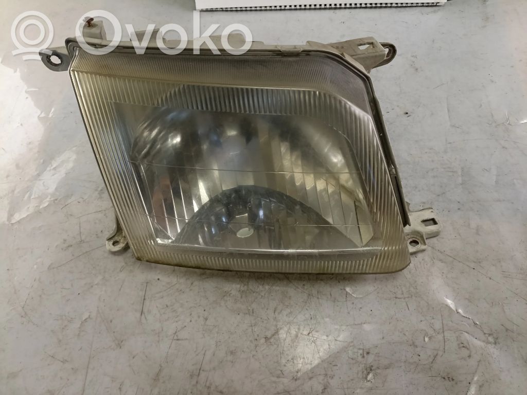 Toyota Land Cruiser (HDJ90) Priekinis žibintas 