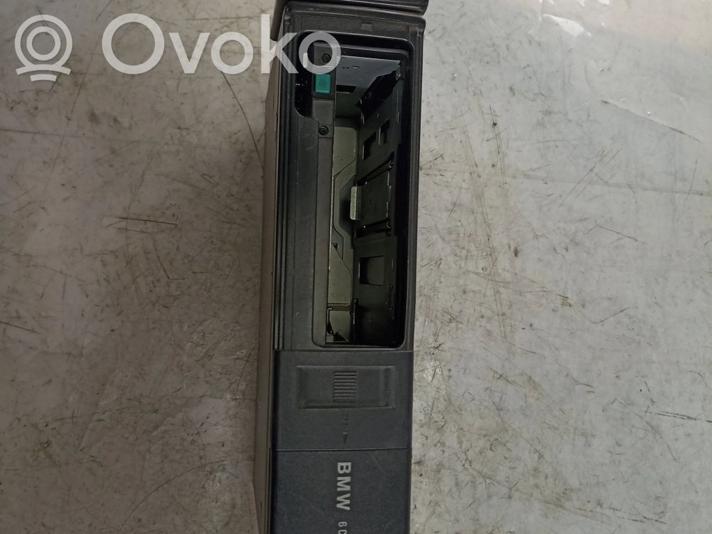 BMW 5 E39 CD/DVD keitiklis 