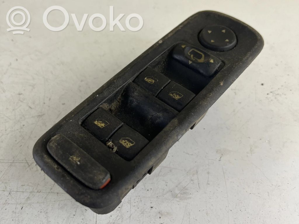 Peugeot 807 Electric window control switch 