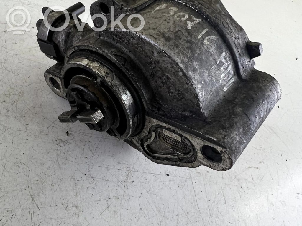 Peugeot 307 Vacuum pump 