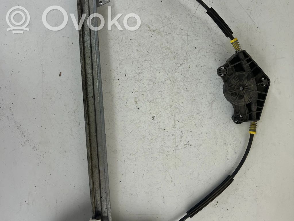 Peugeot 307 Mecanismo para subir la puerta delantera sin motor 