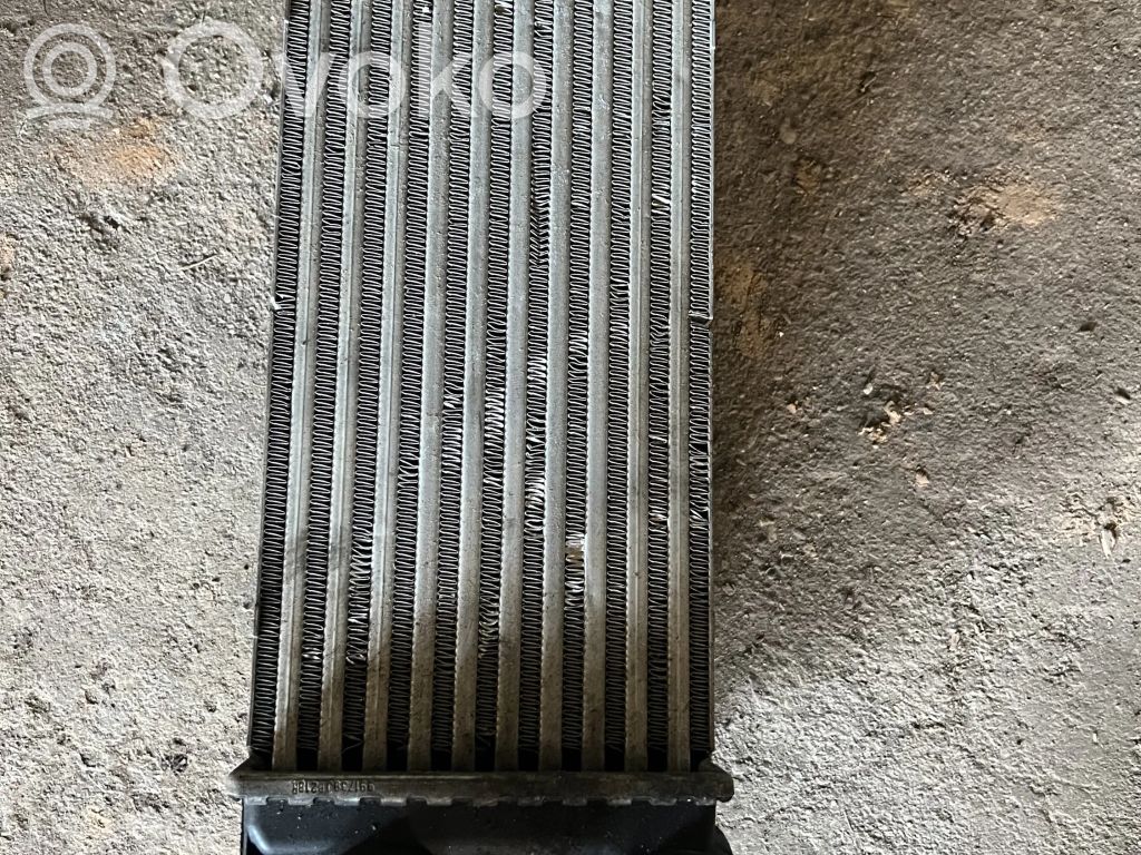 Peugeot 307 Interkūlerio radiatorius 