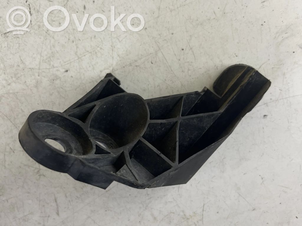 BMW 3 E46 Priekšpusē bampera turētājs 