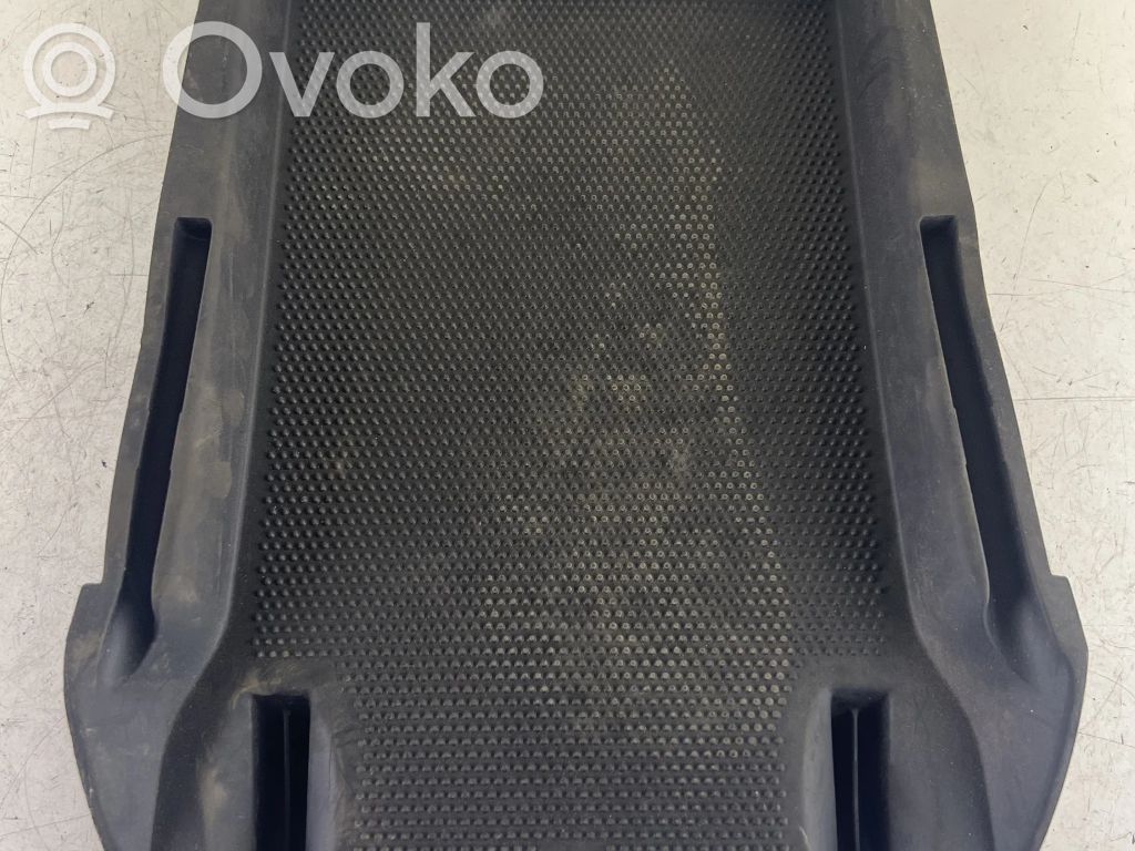 Volvo V50 Espacio portaobjetos/reposabrazos 