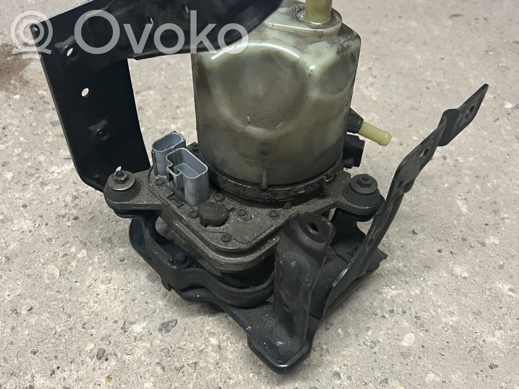 Volvo V50 Ohjaustehostimen sähköpumppu 